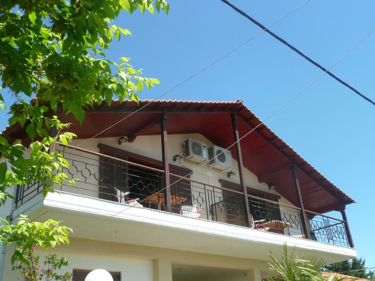Kallilkratia Holiday Flat 2 Nea Kallikrateia Ngoại thất bức ảnh